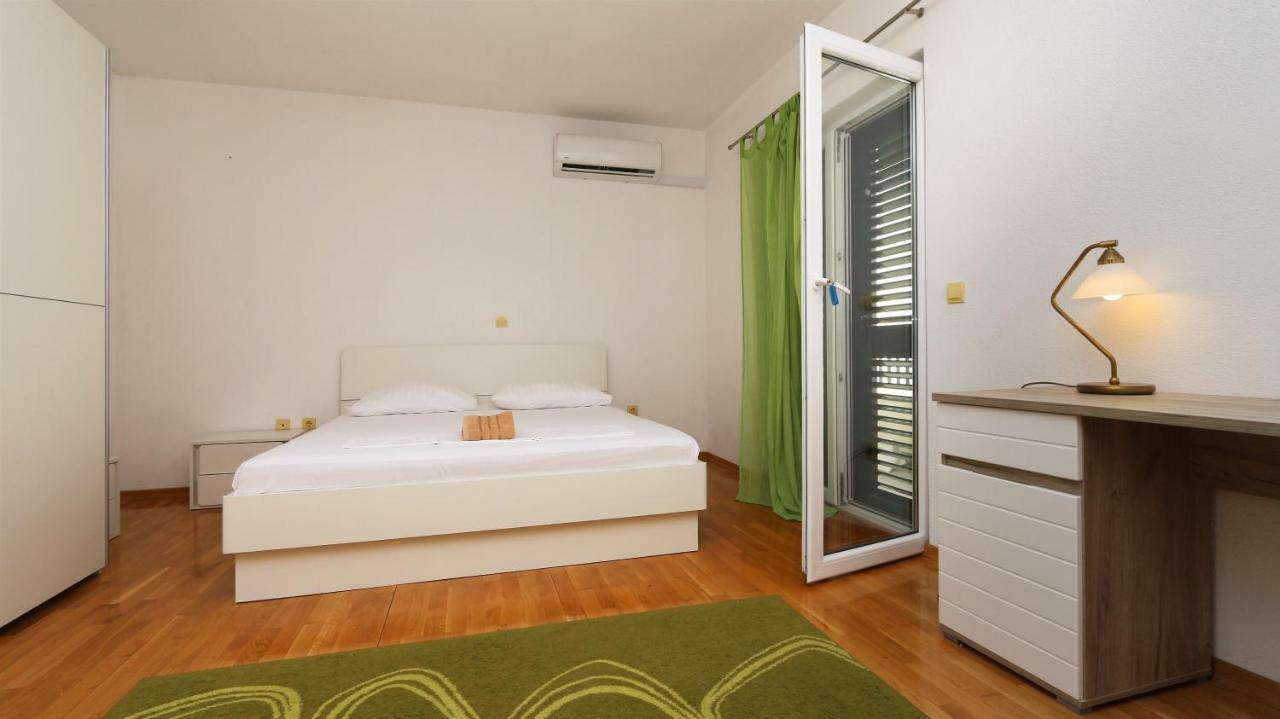 House Lipo Hotel Makarska Exterior photo